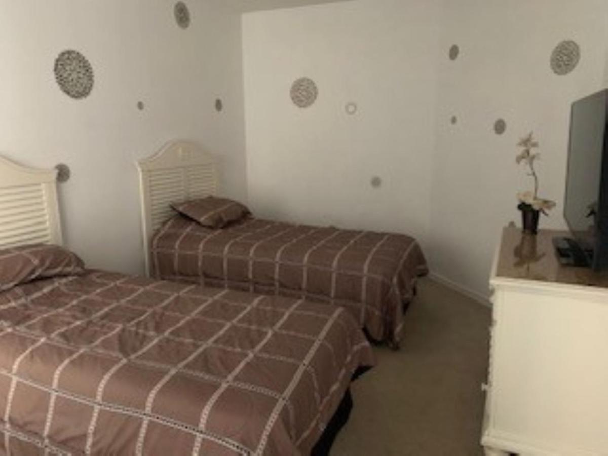 Luxury - 75 Inch Smart Tv, Upgrades Throughout! 20 Minutes To Villa Davenport