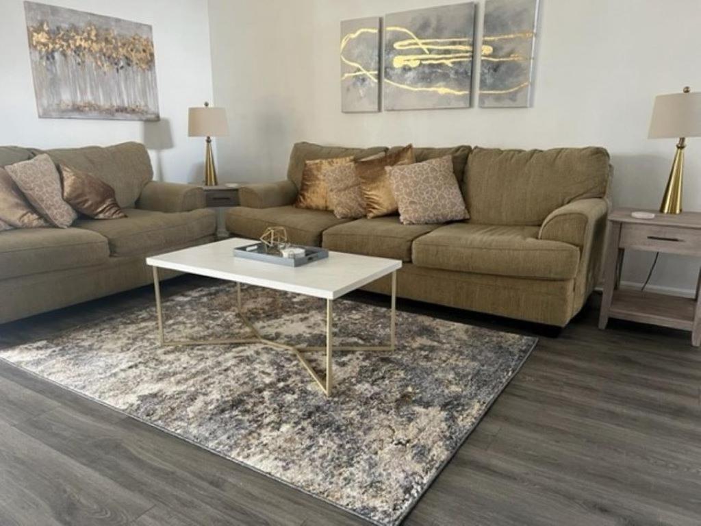 Villa Luxury - 75 Inch Smart Tv, Upgrades Throughout! 20 Minutes To *