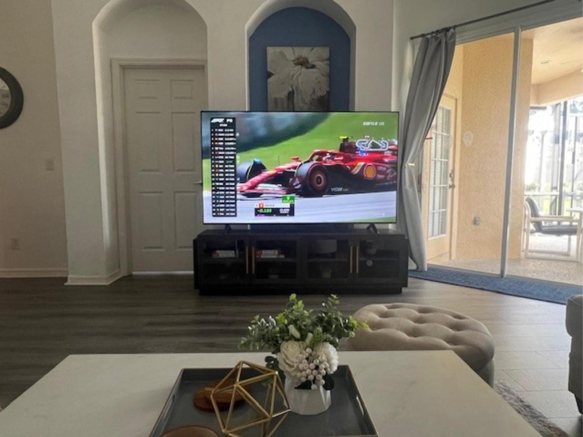 Luxury - 75 Inch Smart Tv, Upgrades Throughout! 20 Minutes To Villa Davenport
